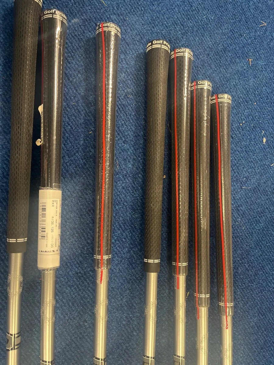 Srixon ZX4 Irons 4-PW - Image 3