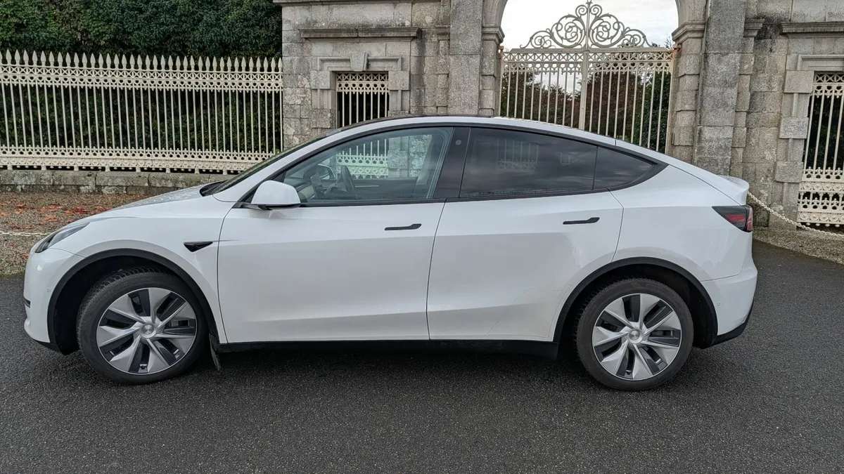 2022 Tesla Model Y Long Range AWD - Image 1