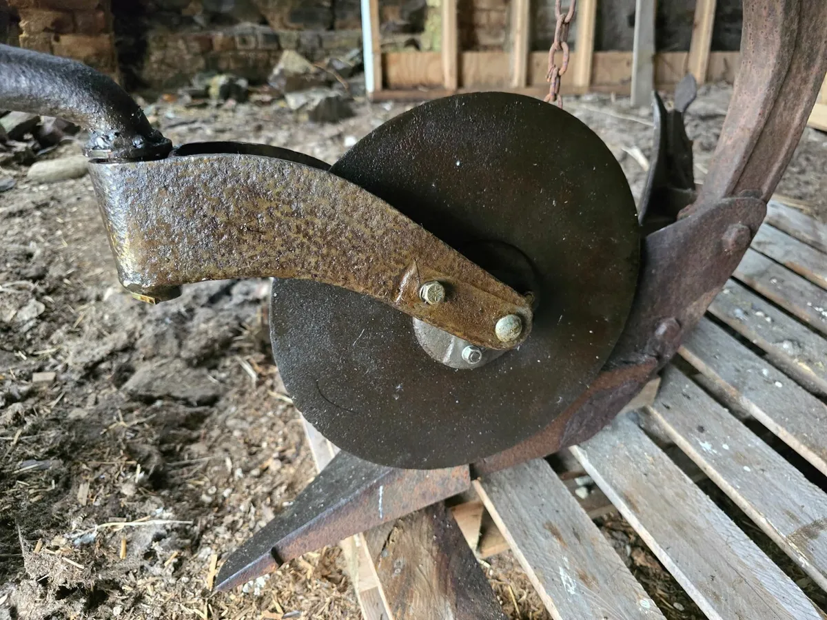 Ferguson plough - Image 3