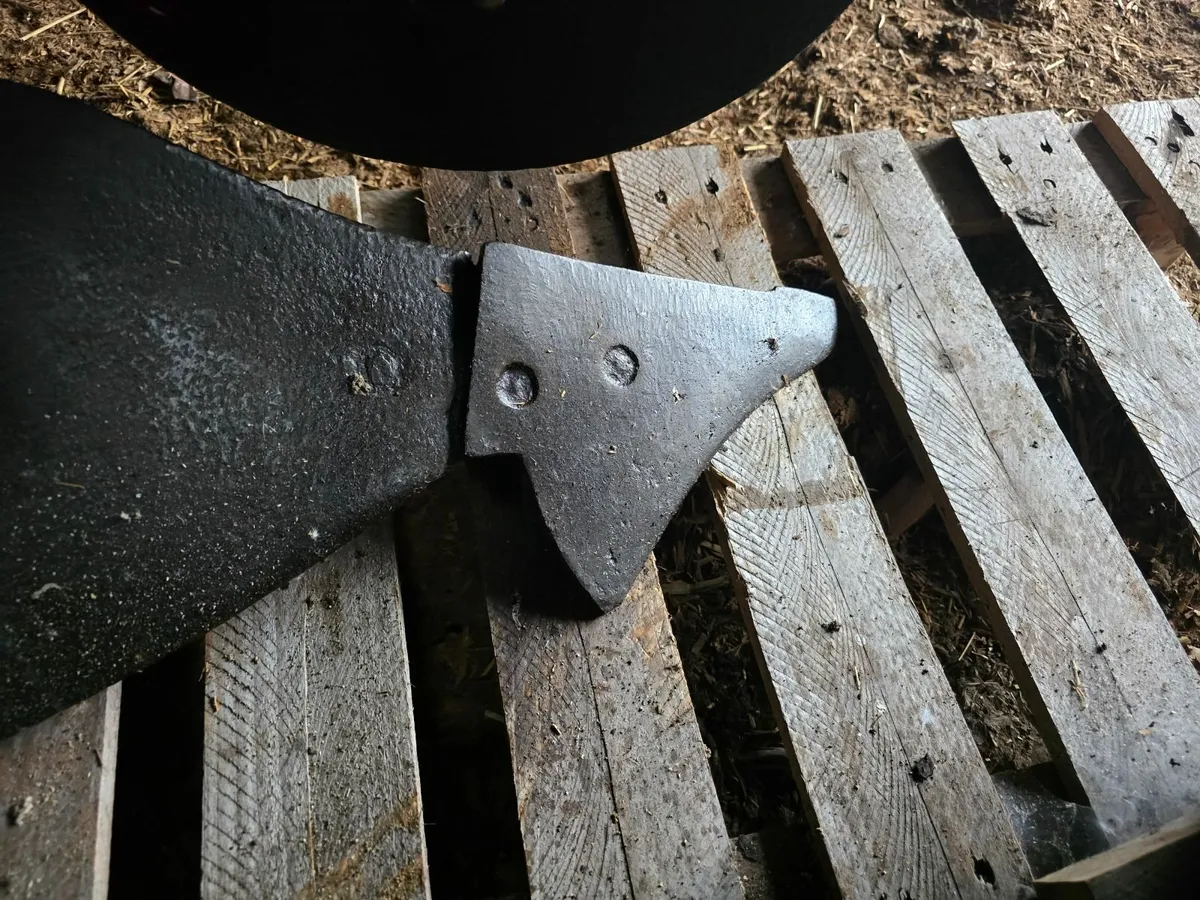 Ferguson plough - Image 4
