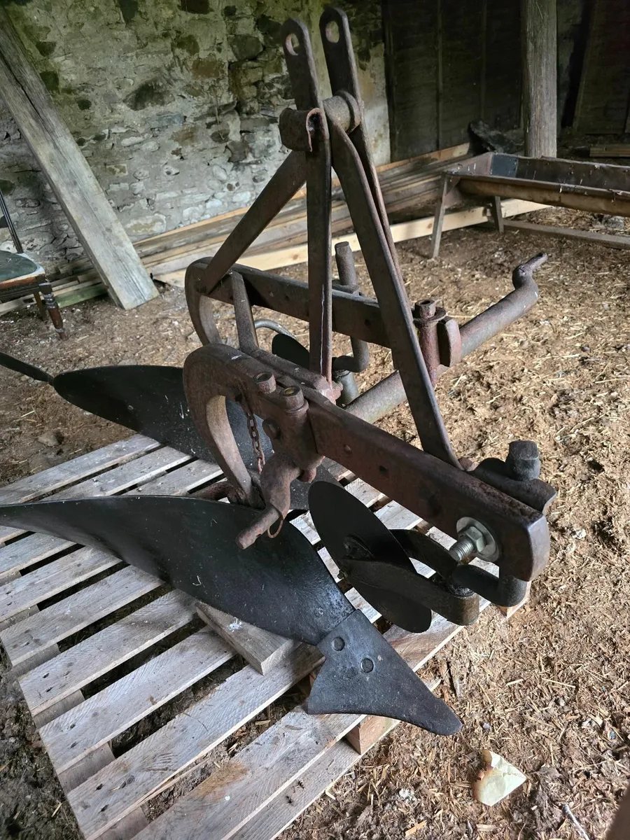 Ferguson plough - Image 1