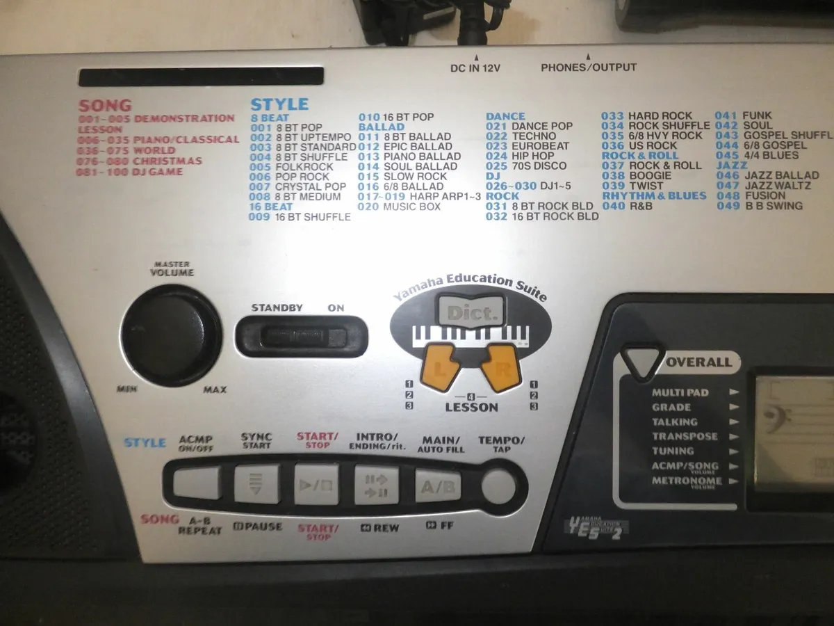 Yamaha portatone music keyboard With stand - Image 4