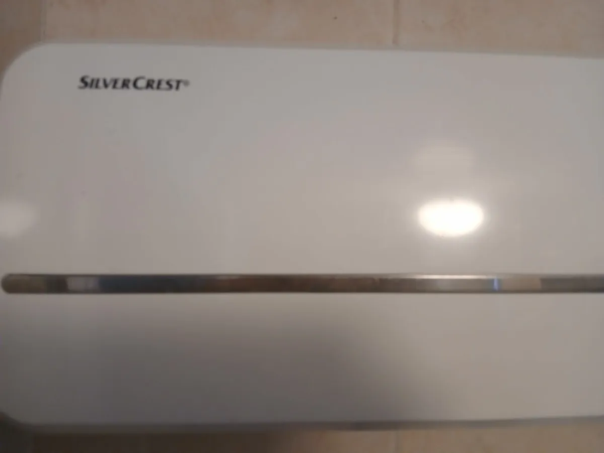 Bathroom heater - Image 1