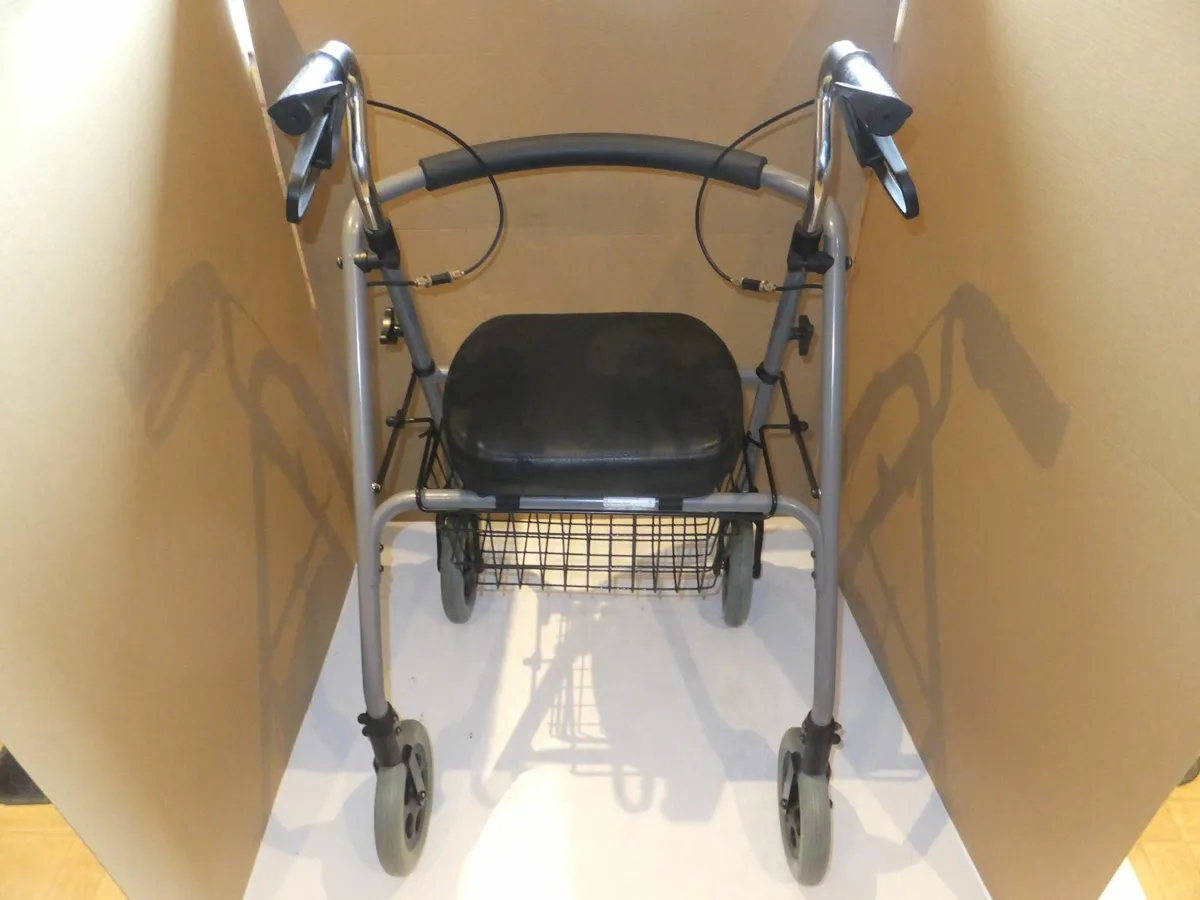 Mobility Rollator Walker + storage, brakes - Image 4