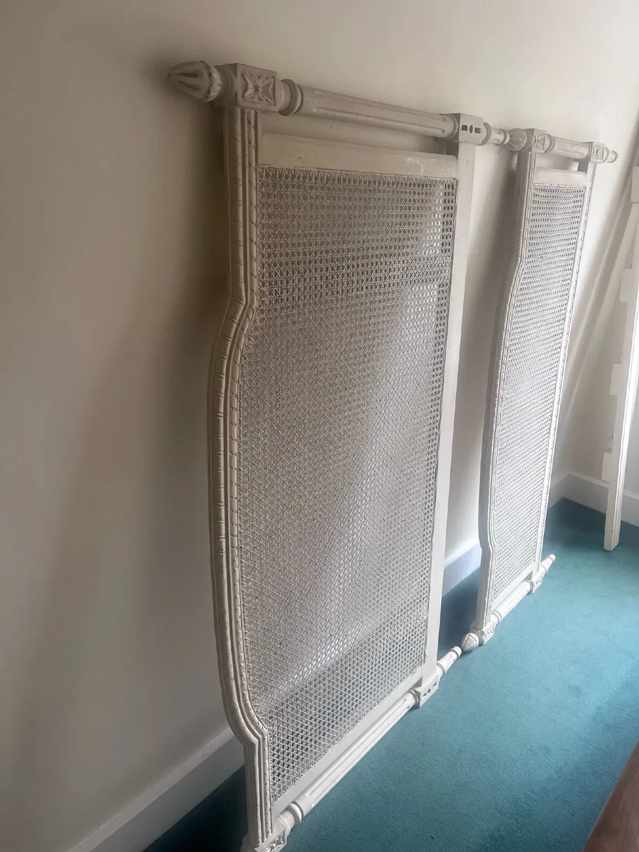Bed - Image 2