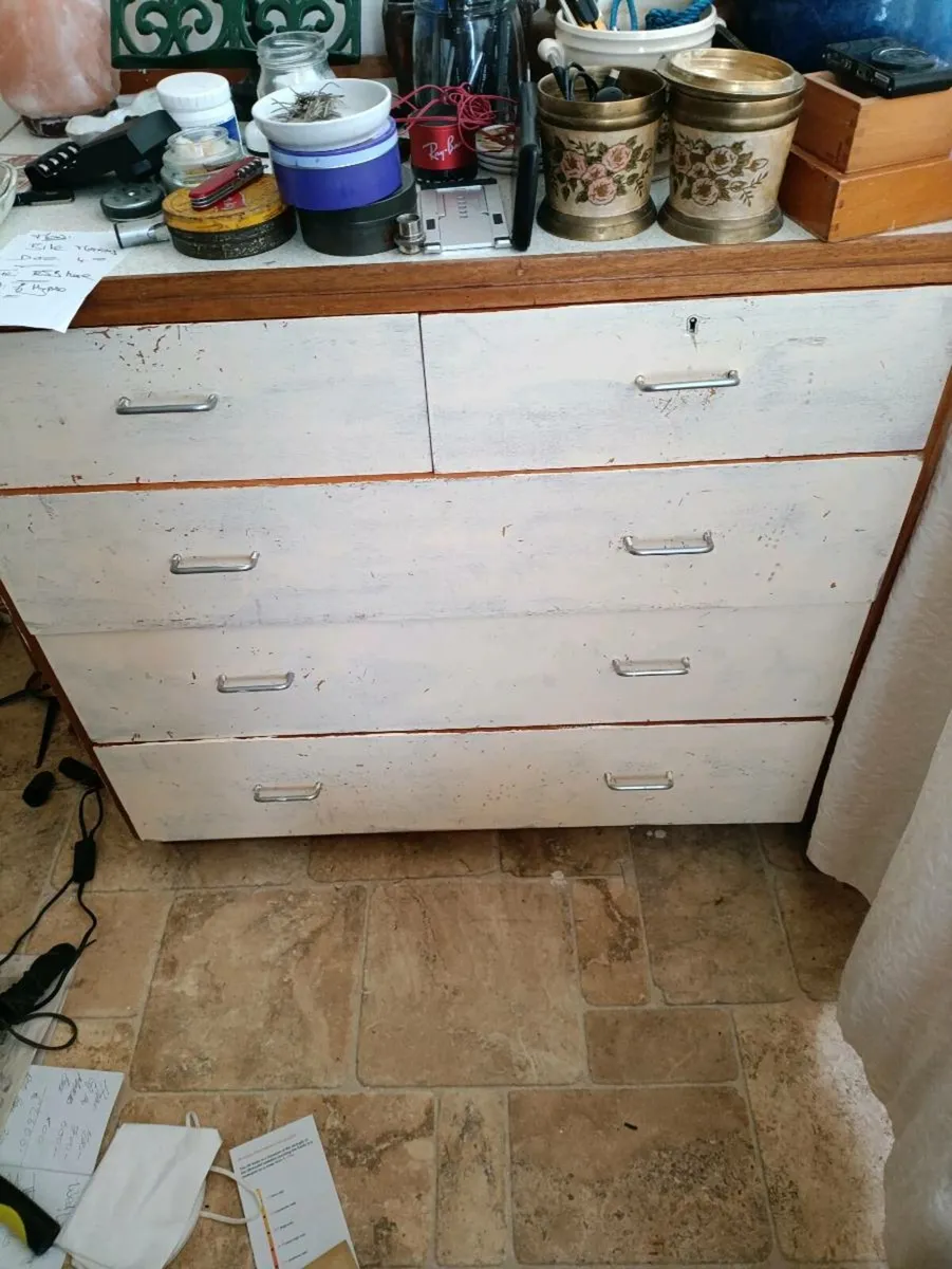 Chest of Drawers
