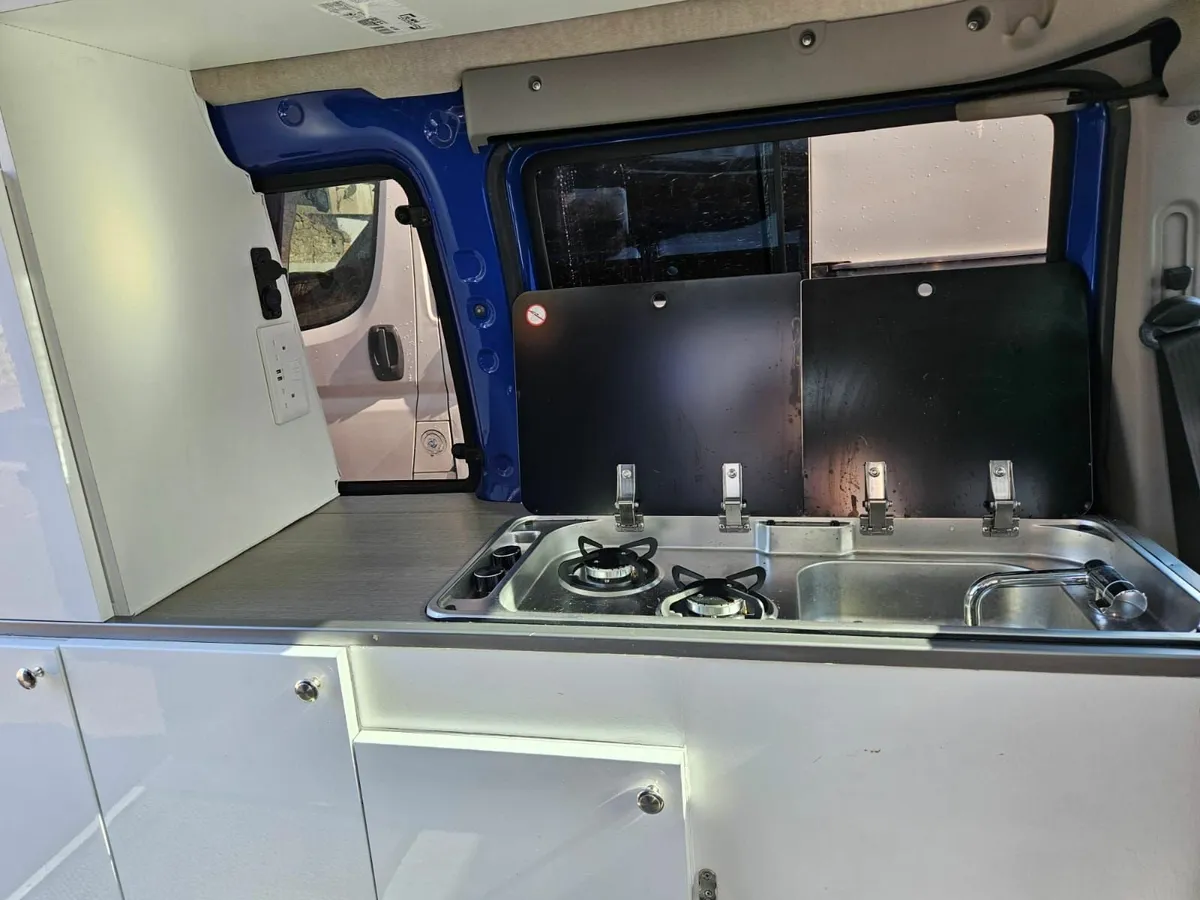 Campervan - Image 4