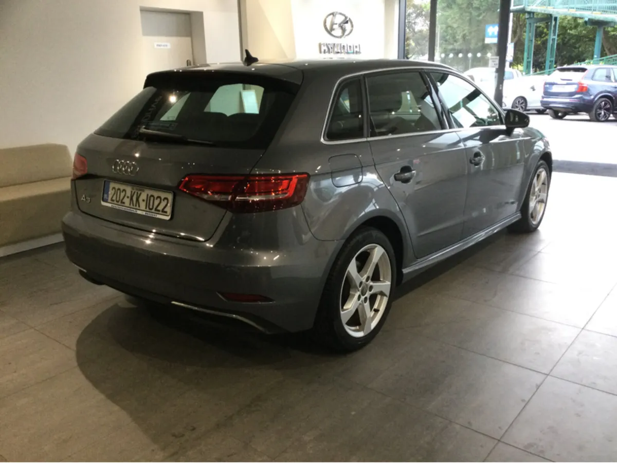 Audi A3 E-TRON 40 PLUG IN HYBRID AUTO - Full Leath - Image 2