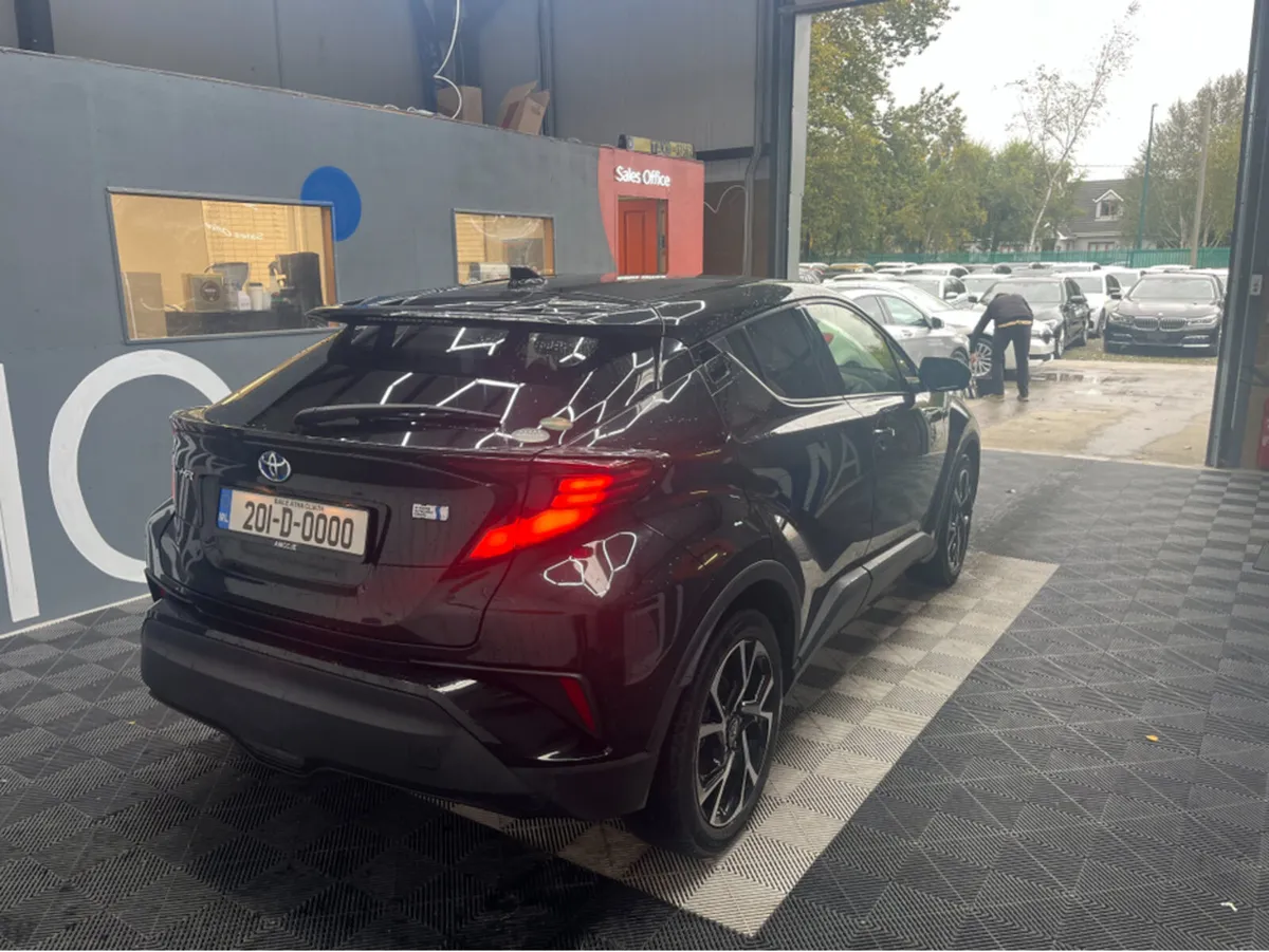 Toyota C-HR €23950! 2020 TOYOTA C-HR 1.8 HYBRID / - Image 2