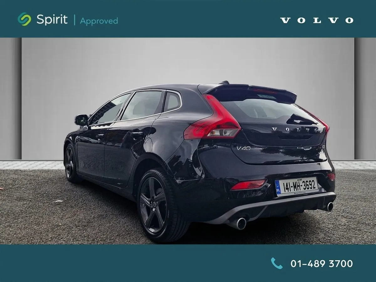 Volvo V40 2.0 D3 150HP R-design  Automatic  Full - Image 2