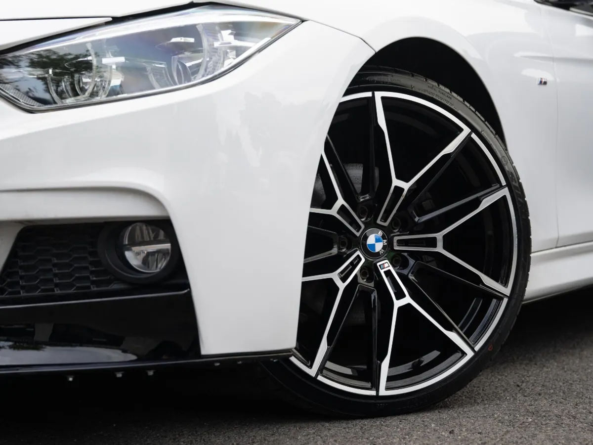 2017 BMW 320D AUTO M SPORT M PERFORMANCE - Image 2