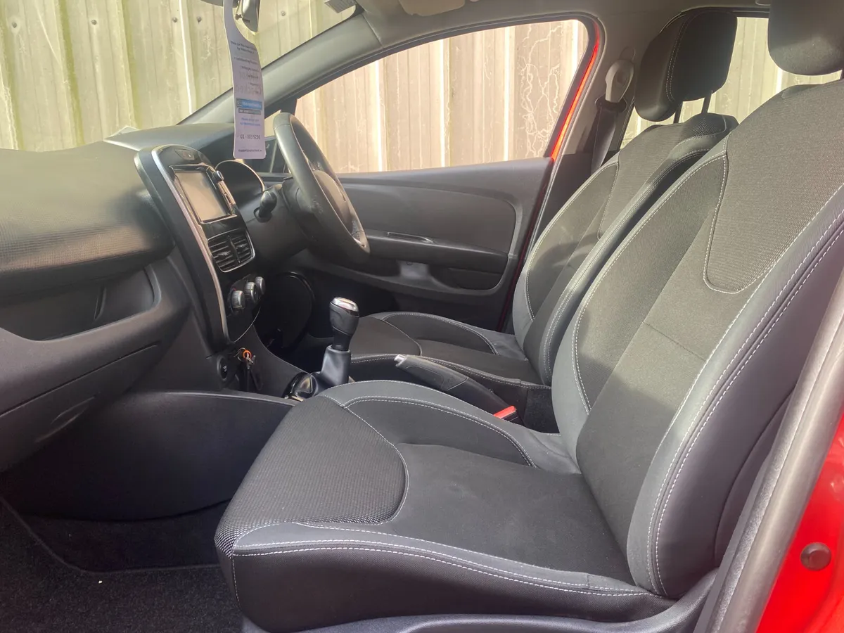 Renault Clio 2018///FINANCE AVAILABLE//// - Image 4