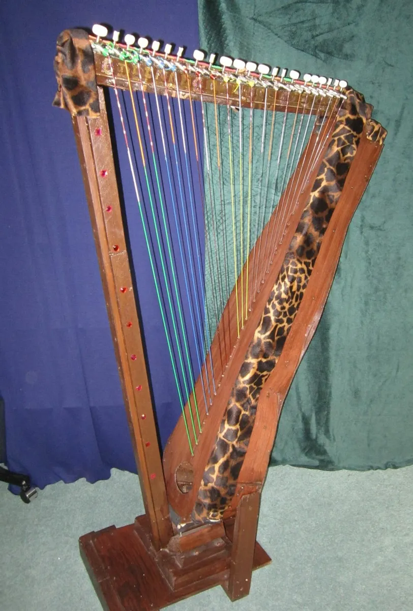 22 synthetic string Paraguayan rustic style harp - Image 1