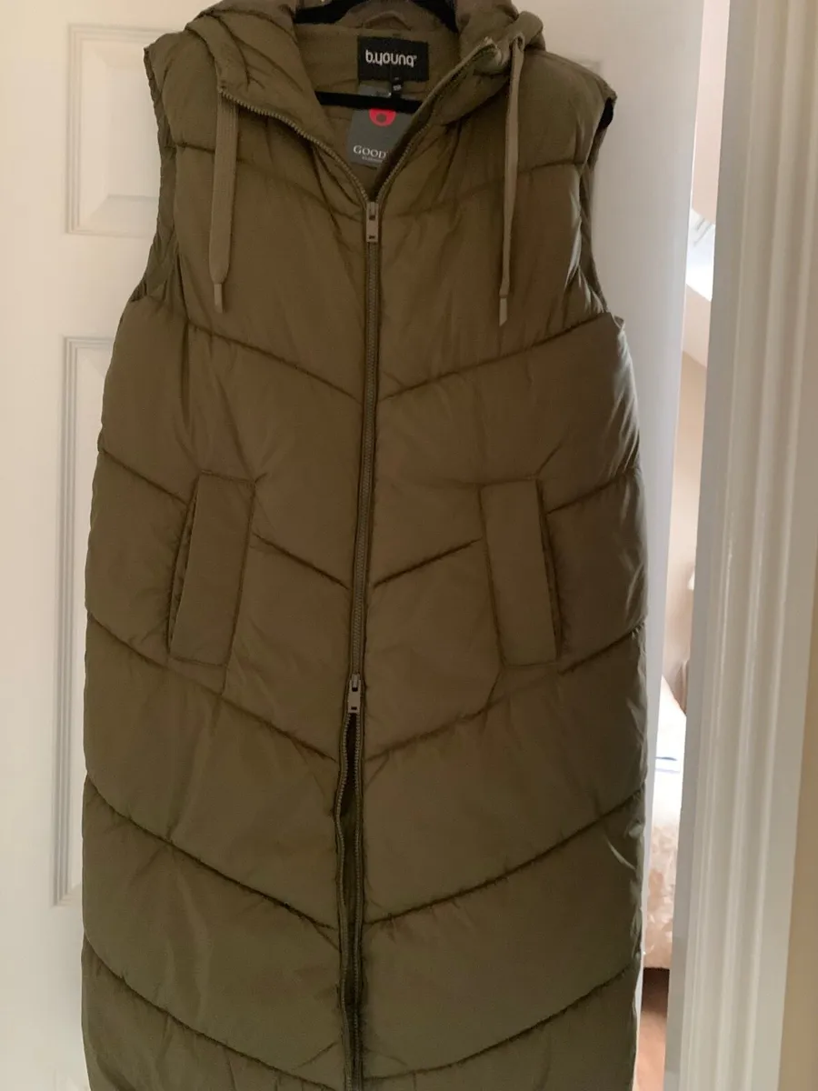 Ladies Knee Length Gilet - Image 2