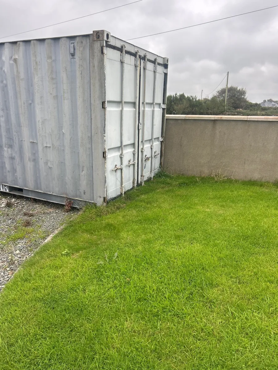 Shipping container - Image 2