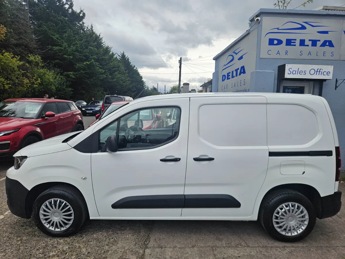 2022 PEUGEOT PARTNER  DOE 02/26 VAT INCLUSIVE - Image 3