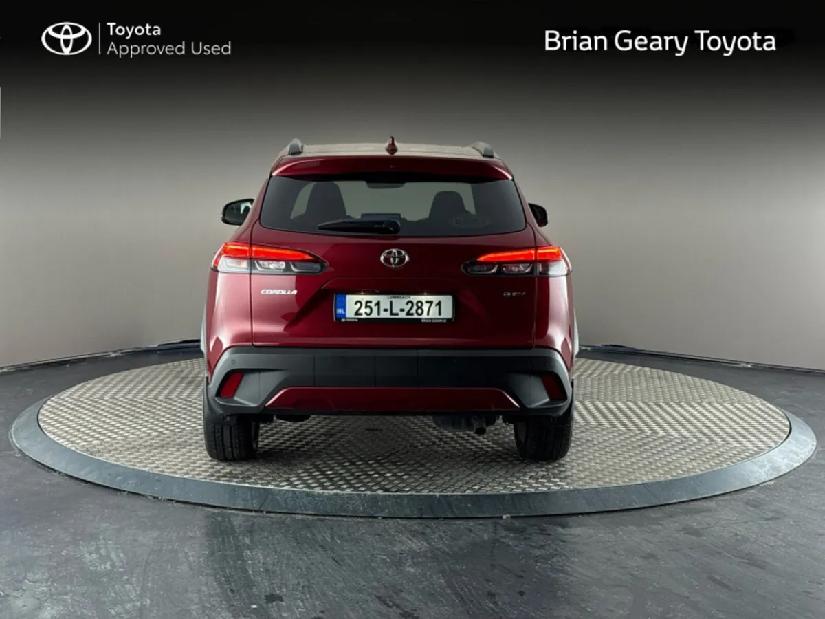 Toyota Corolla Cross HYBRID SPORT - Image 4