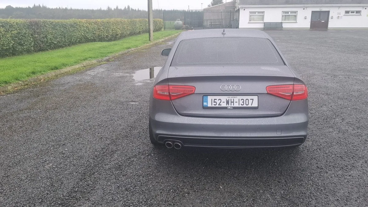 Audi A4 2.0L TDI S Line - Image 4