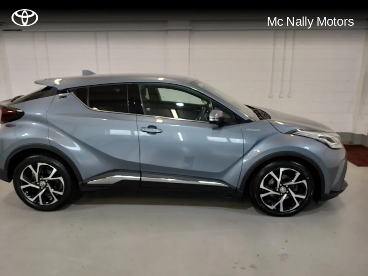 Toyota C-HR Hybrid Sport Auto - Image 4