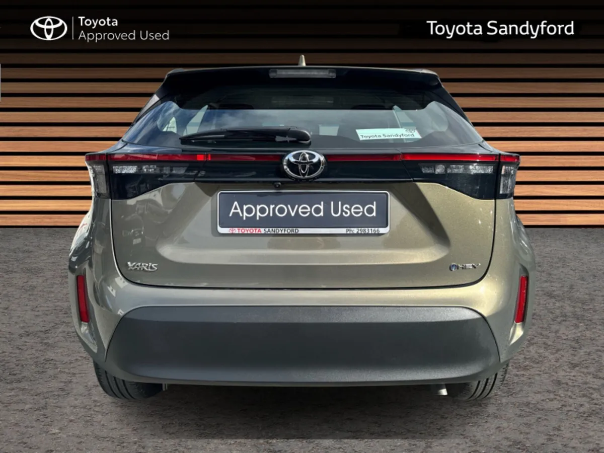 Toyota Yaris Cross LUNA HYBRID AUTOMATIC // REAR C - Image 4