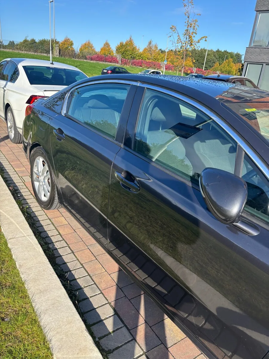 Car - Image 4