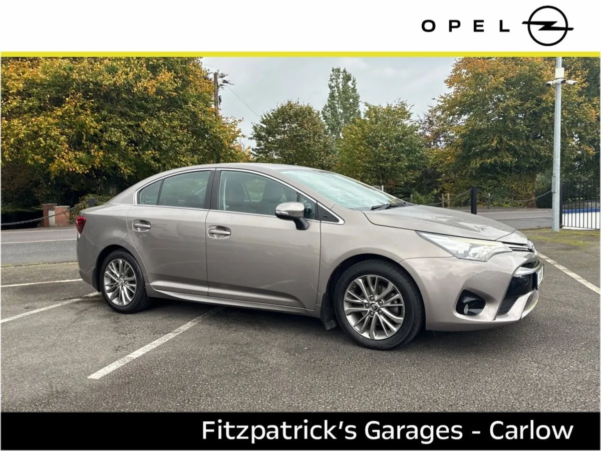 Toyota Avensis 1.6 D-4d Luna Saloon - Image 4