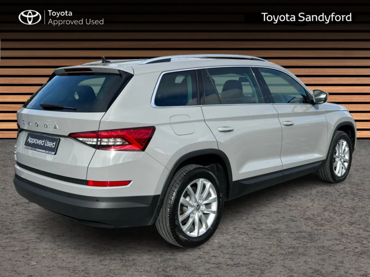 Skoda Kodiaq 7 SEAT AMBITION 1.5 TSI 150HP // REAR - Image 2