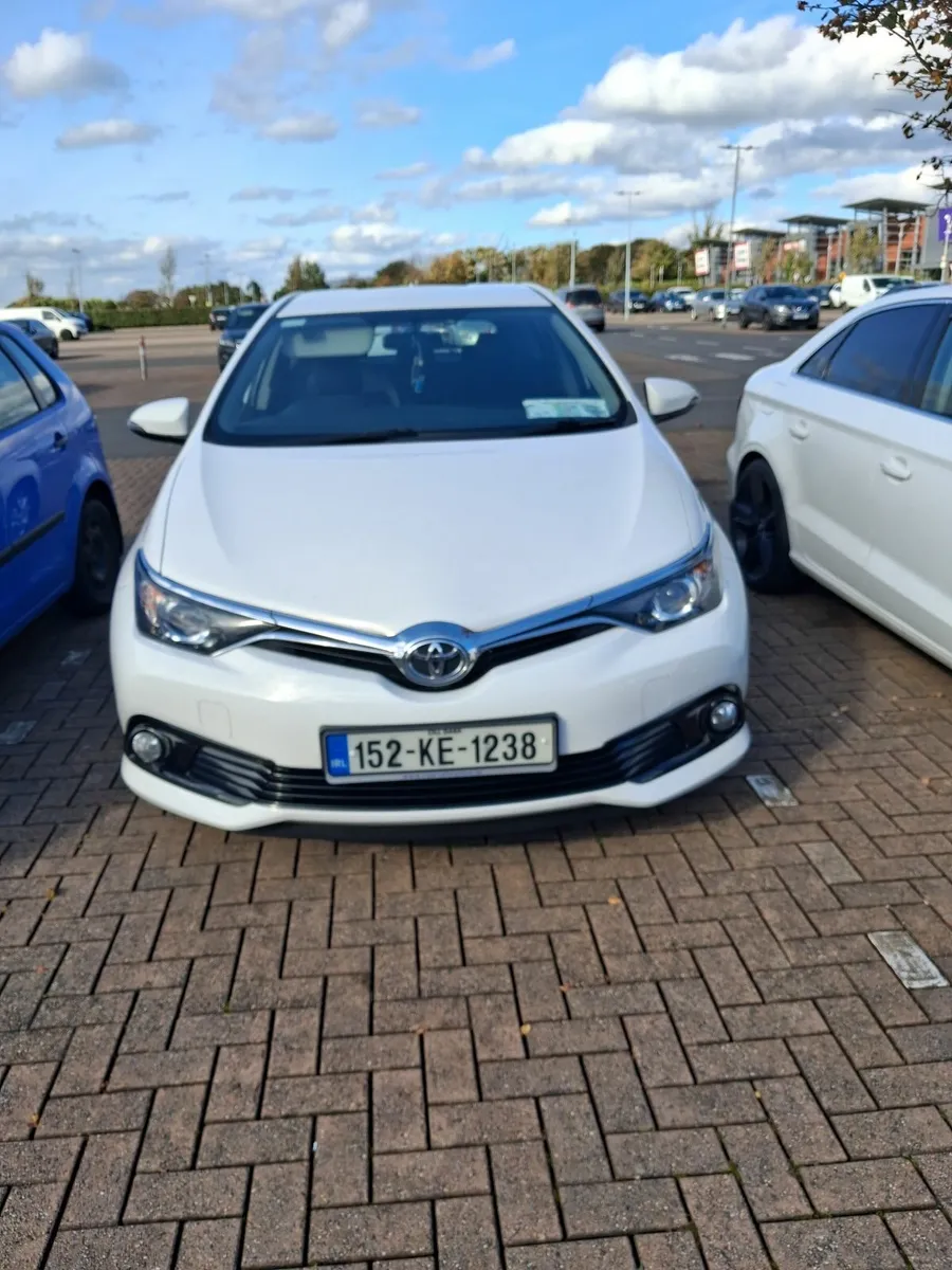Toyota Auris 2015 - Image 4
