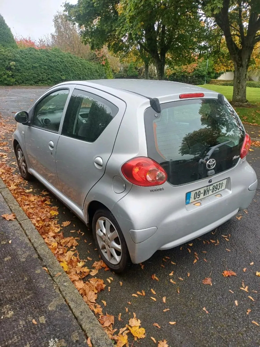 TOYOTA AYGO 2009 - Image 3