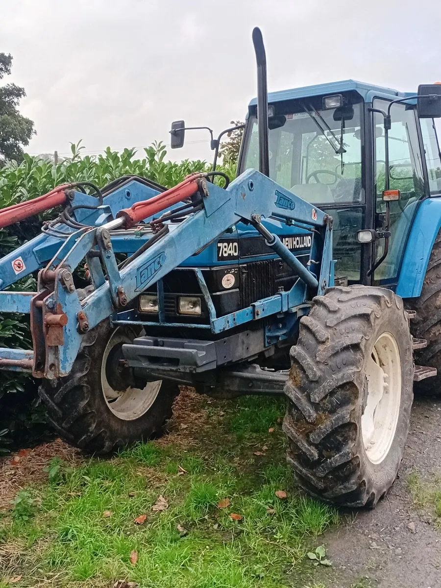 Frontloader for sale - Image 1