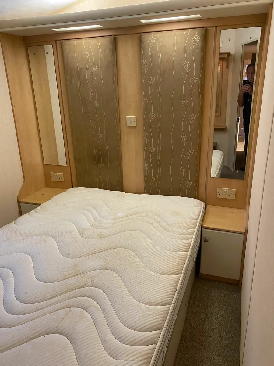 STUNNING WILLERBY ASPEN 3 BEDROOM - Image 2