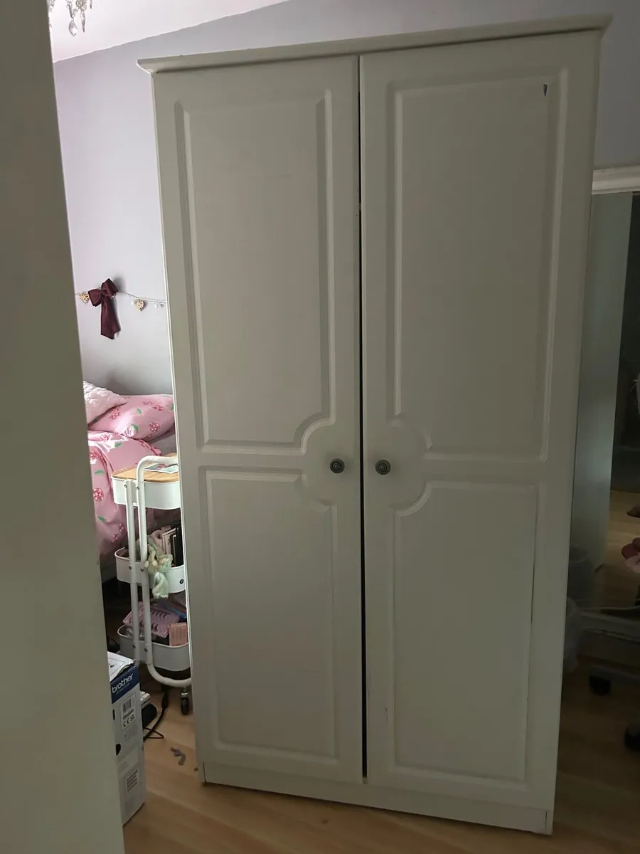 Wardrobe, used but like new - Image 1