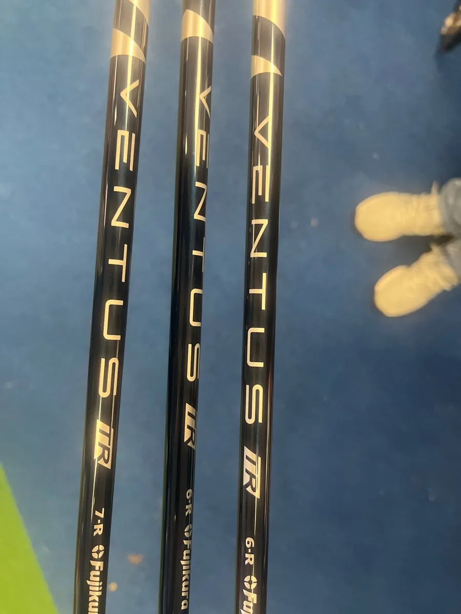 Srixon Zxi 3&5 wood and 4 hybrid new. - Image 2