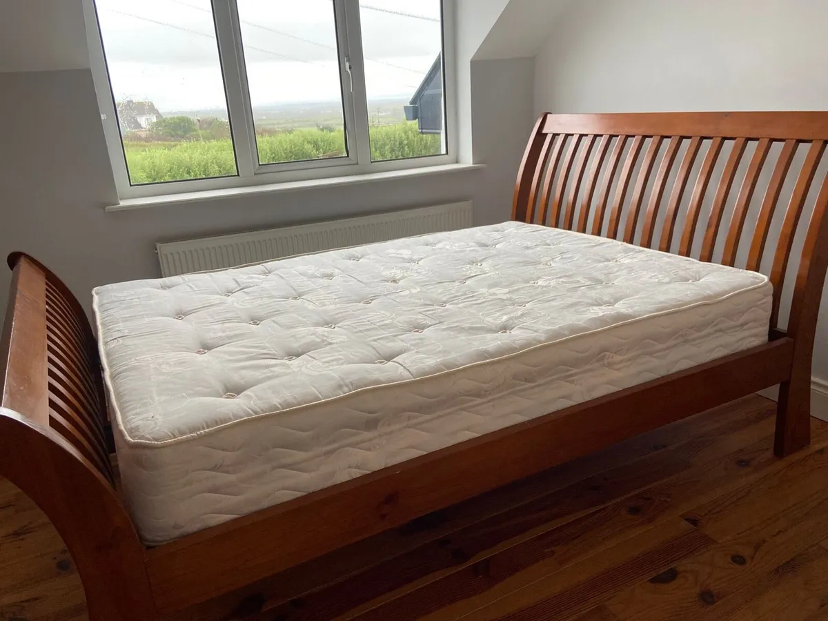 Bedroom furniture set - Image 4