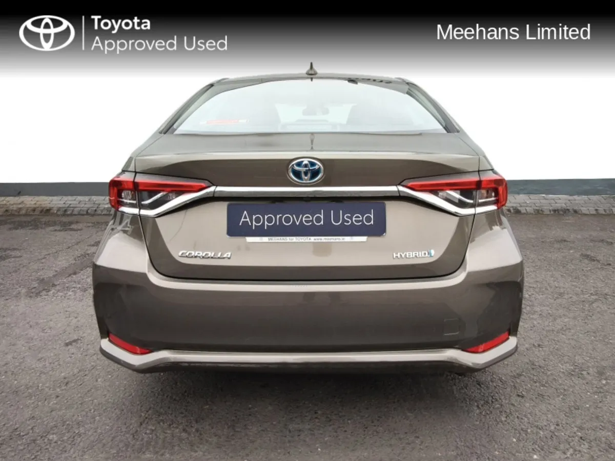 Toyota Corolla COROLLA HYBRID LUNA SAL - Image 4