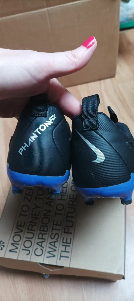 Football Boots New - Image 4