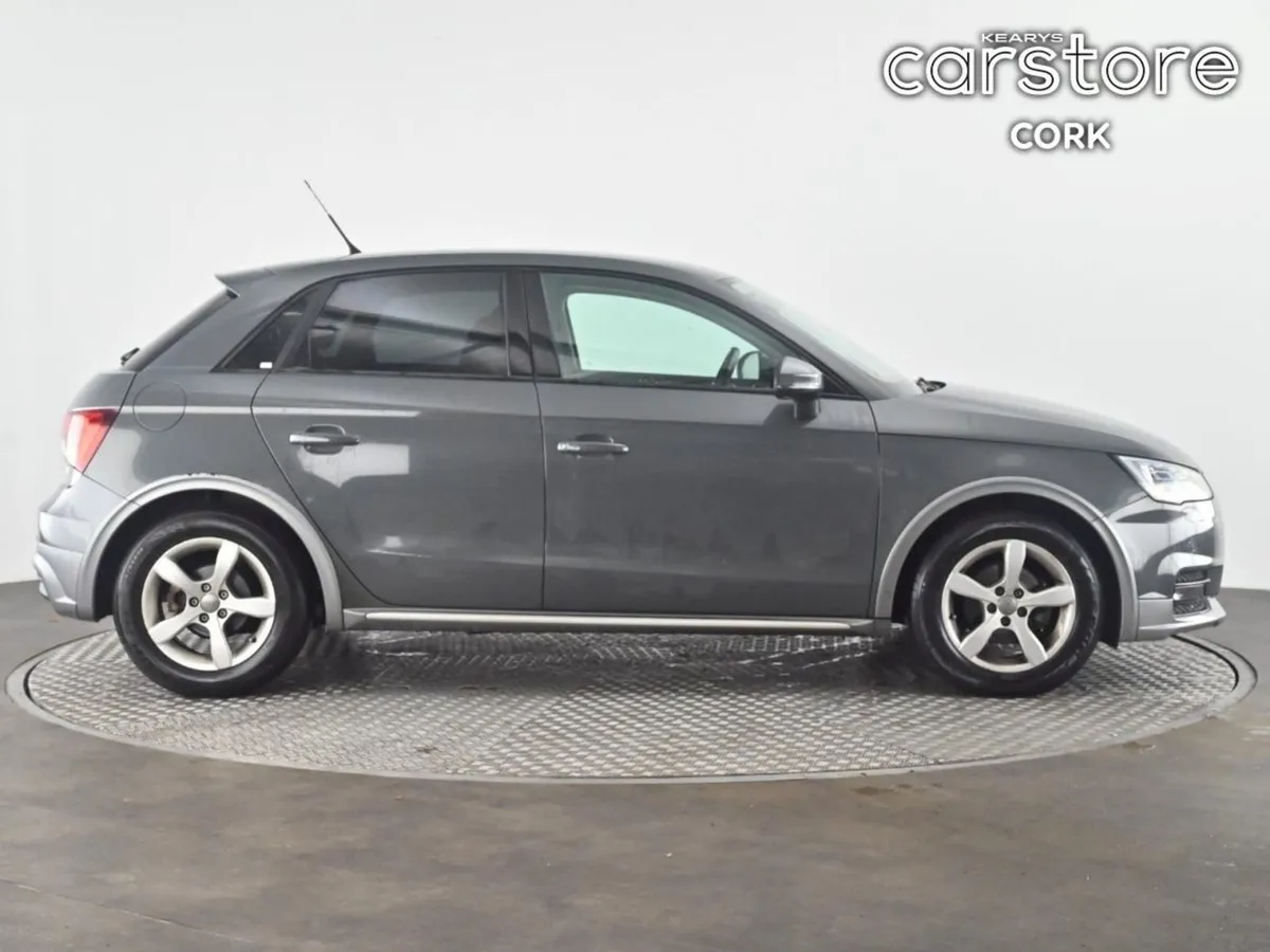 Audi A1 1.0 Tfsi 95hp - Image 3