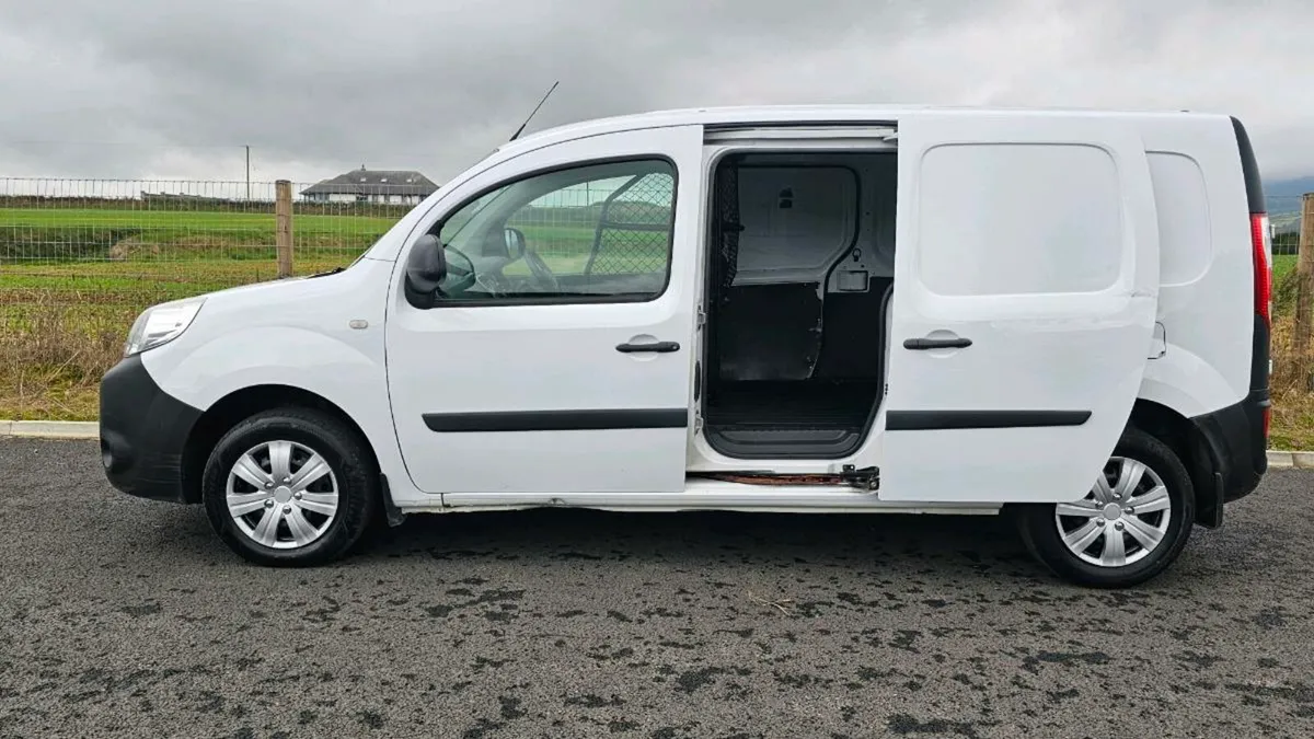 /// 2019 RENAULT KANGOO MAXI /// - Image 1