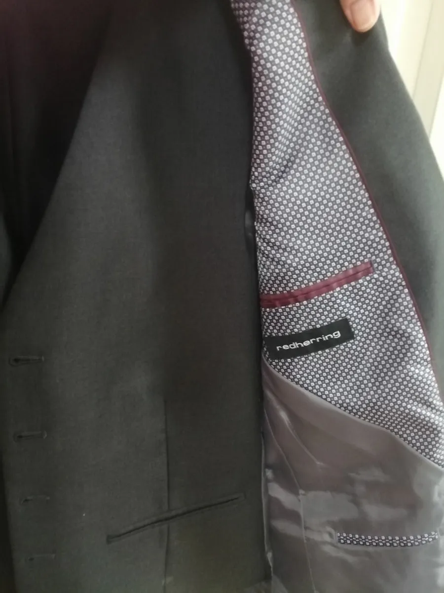 3 piece suit - Image 4