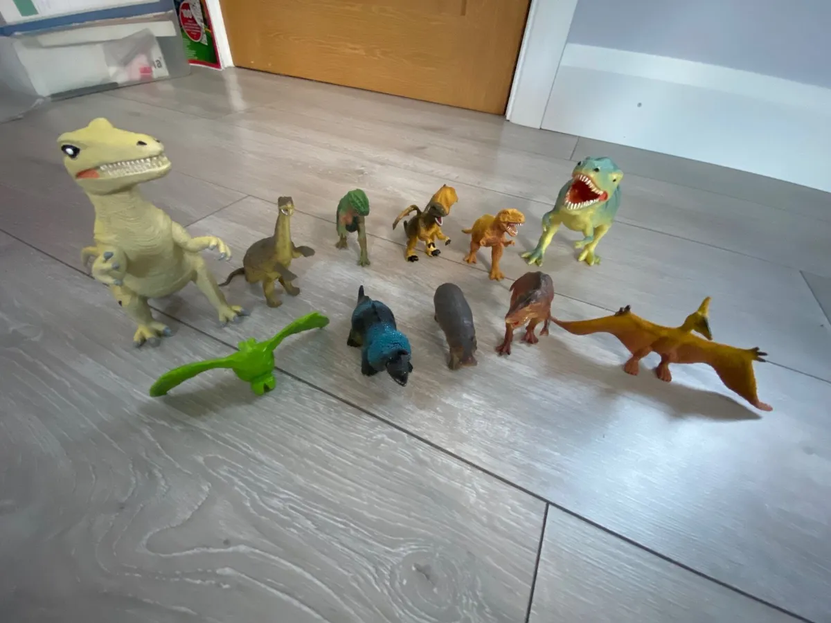 Toys - Image 1