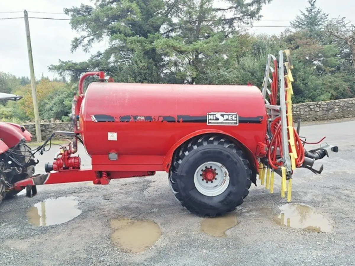 2009 HiSpec 2300 Gal Tanker , 2021 Mastek 7.5m D/B - Image 2