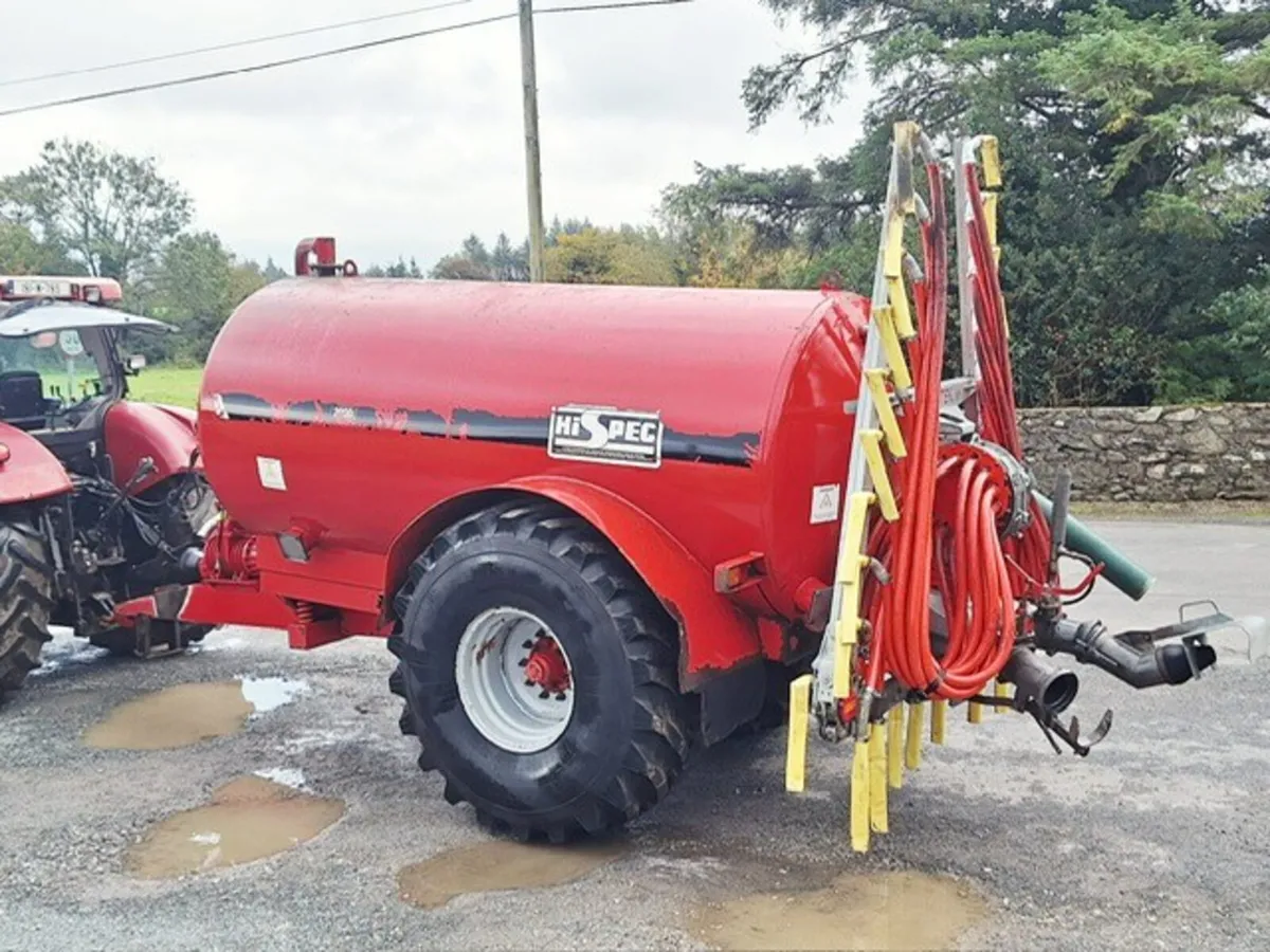 2009 HiSpec 2300 Gal Tanker , 2021 Mastek 7.5m D/B - Image 3