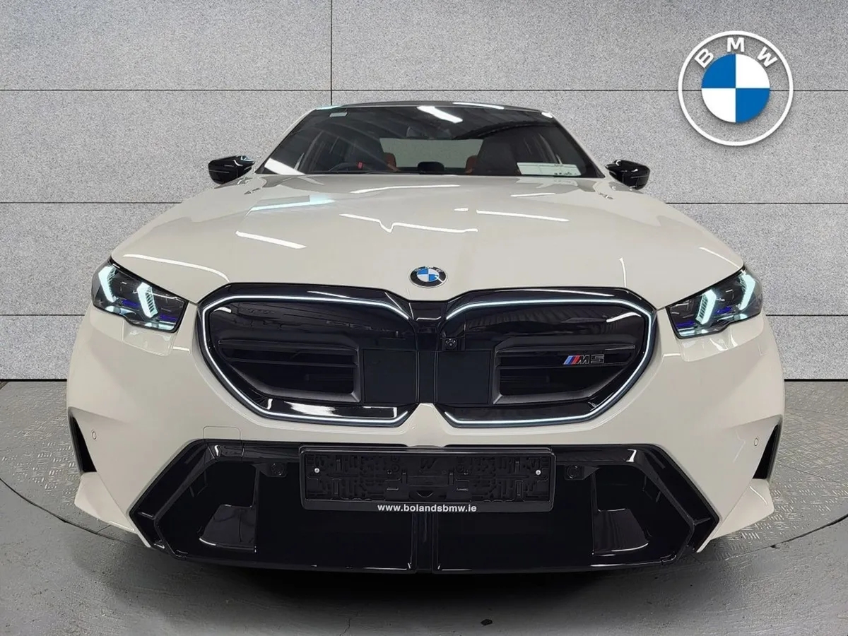 BMW M5 Phev 4DR Auto - Image 3
