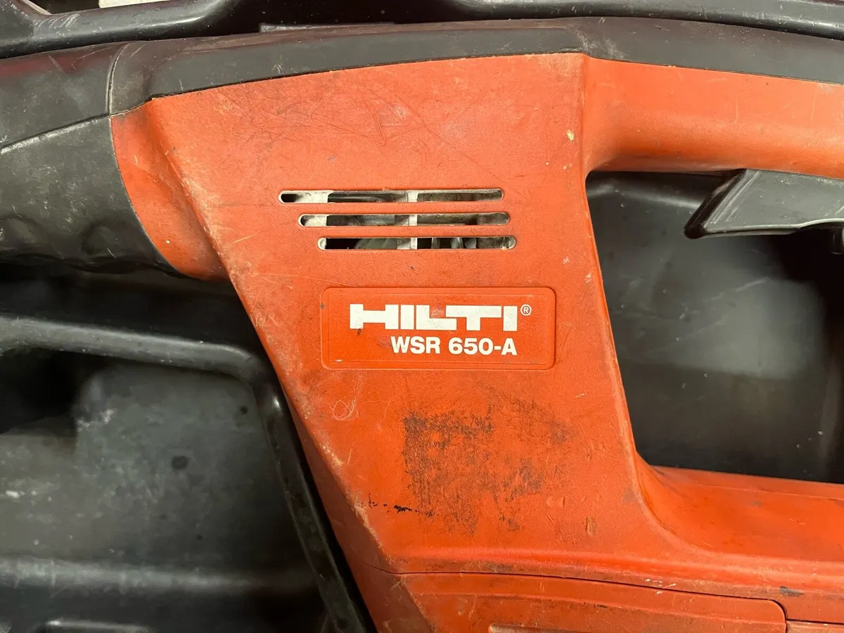Hilti Rec Saw + Batts & Chrg - Image 2