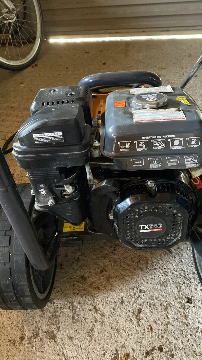 Wilks Petrol Power Washer - Image 3