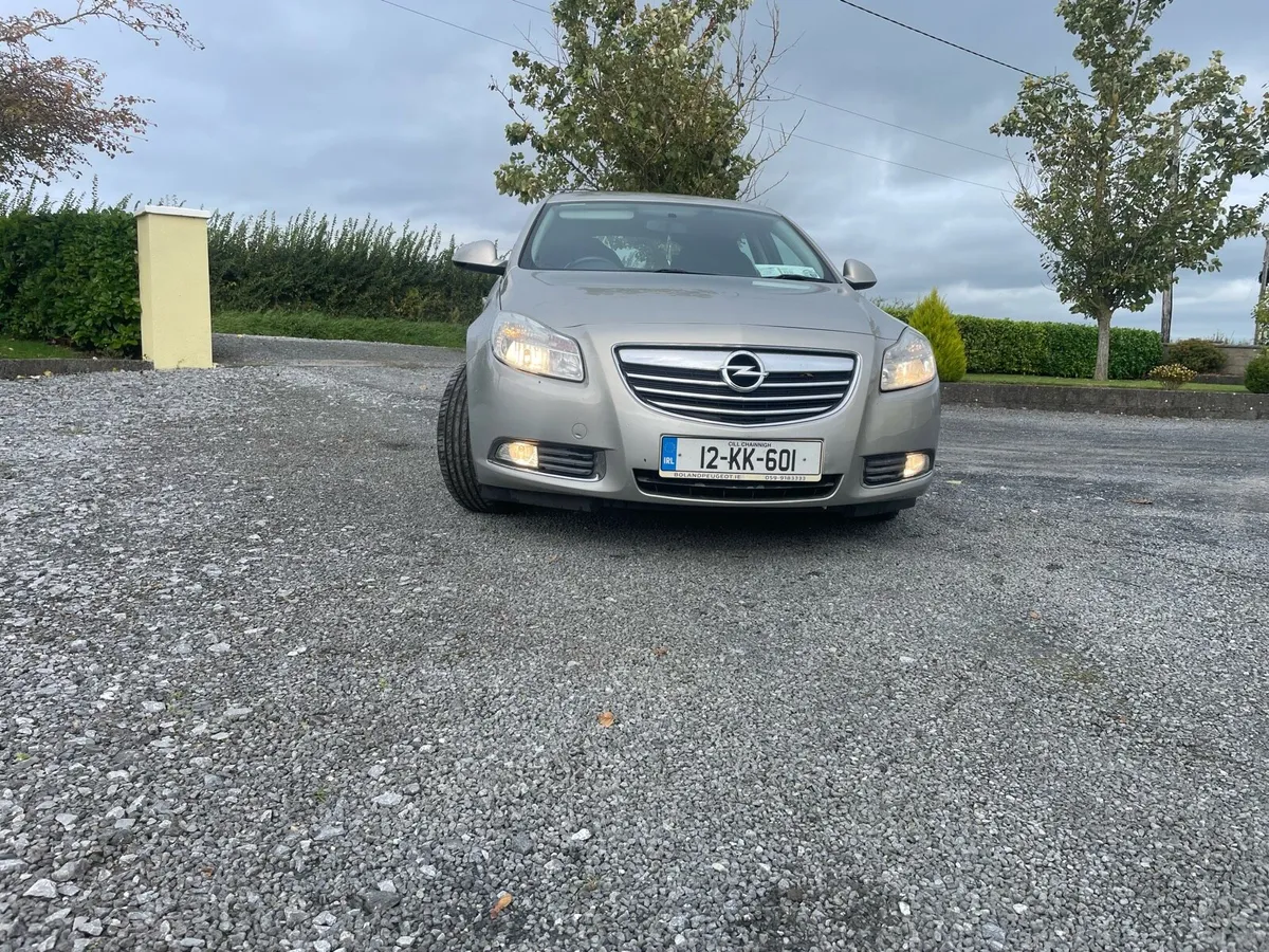 Insignia - Image 1