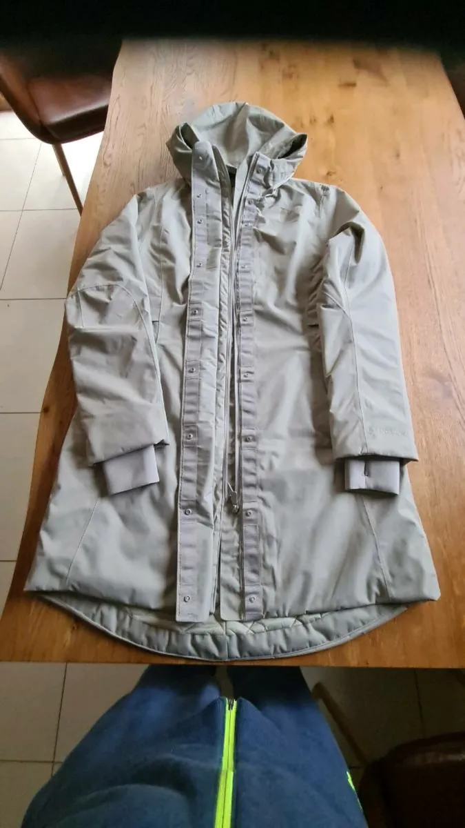 LULULEMON JACKET - Image 1