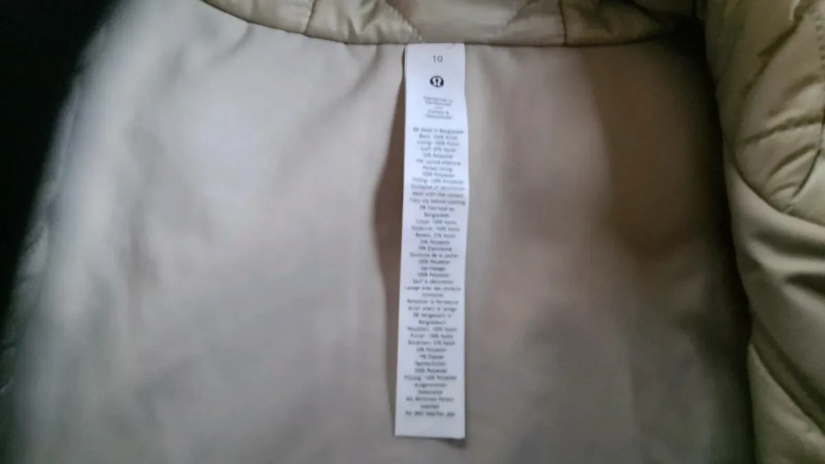 LULULEMON JACKET - Image 3