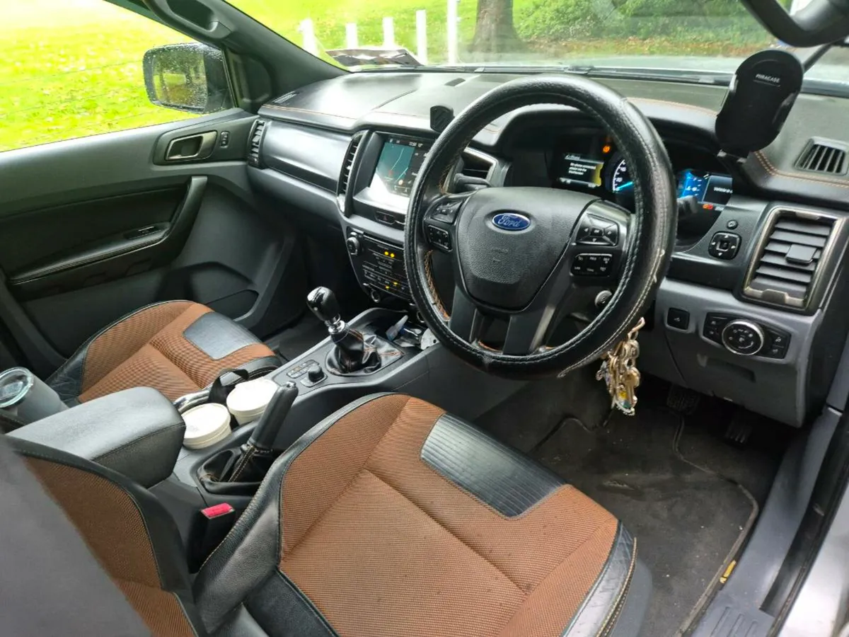 191 ford ranger wildtrack cvrt and tax - Image 4