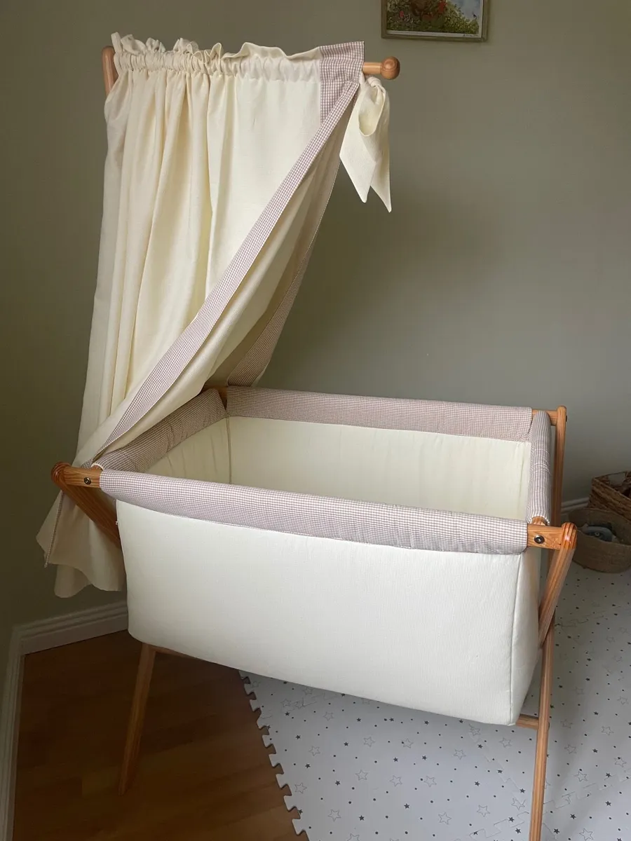 Crib - Image 3